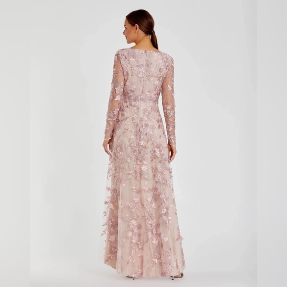 Mac Duggal Embellished V Neck Illusion Long Sleeve A Line Gown Size 10 - Picture 2 of 16